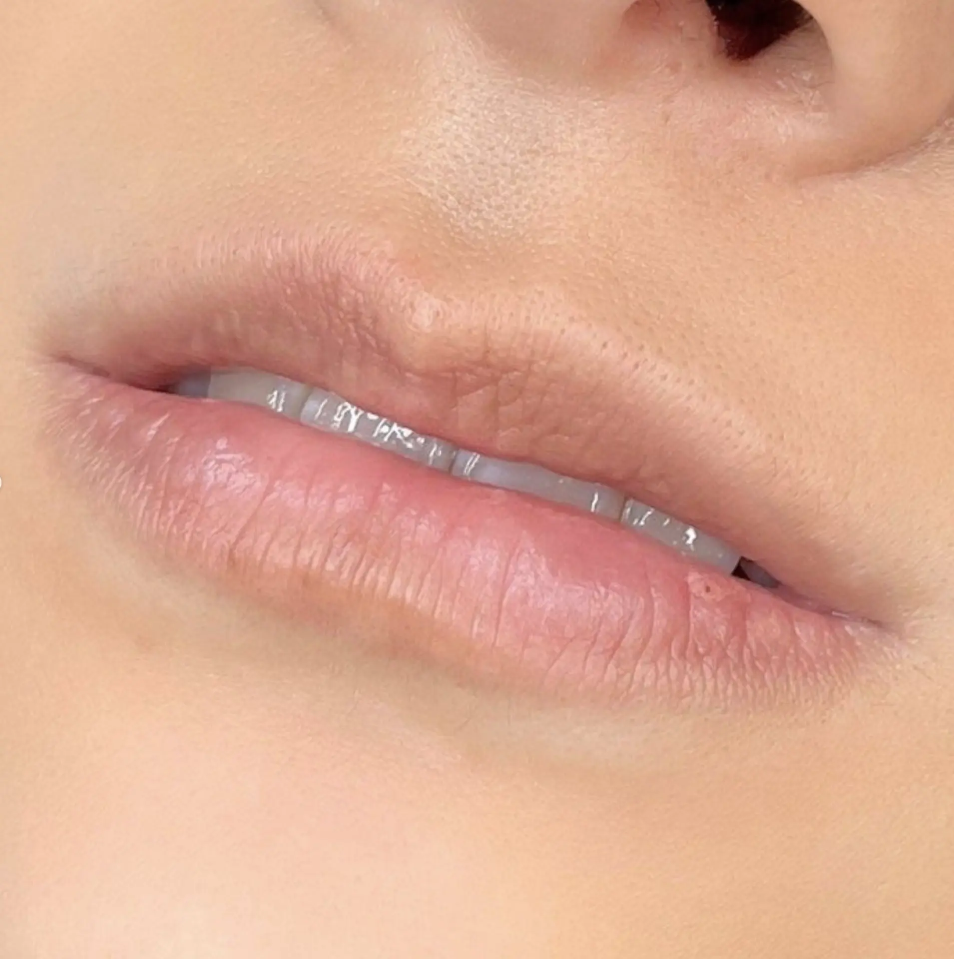 permanent makeup lips