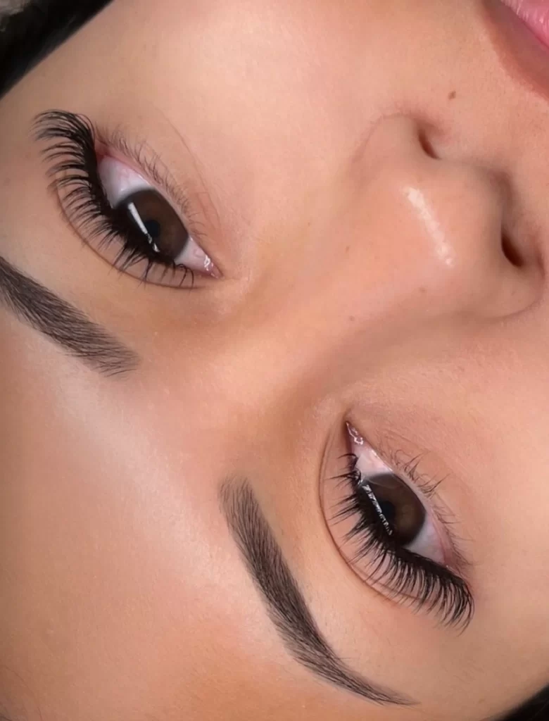 How to Get Natural-Looking Lash