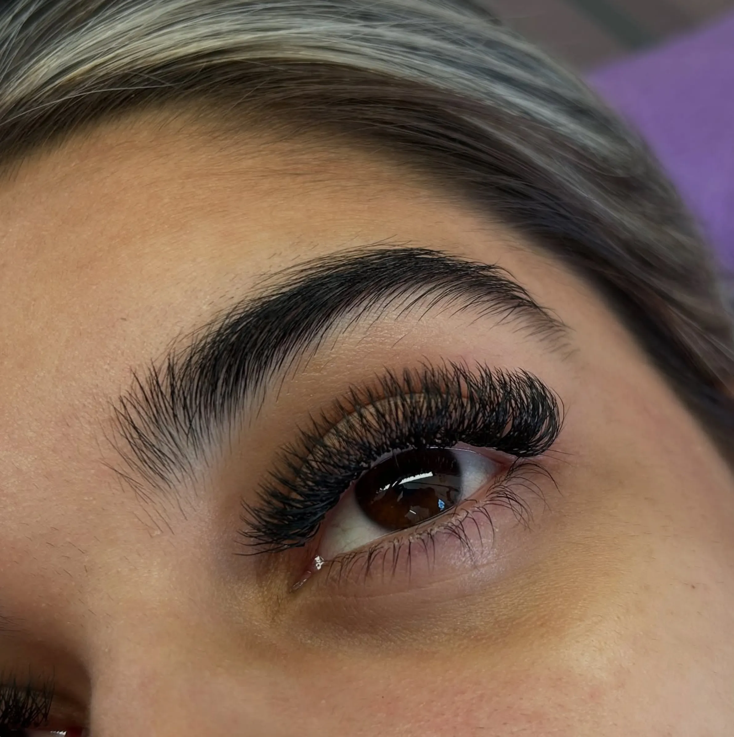 downward-angled lashes