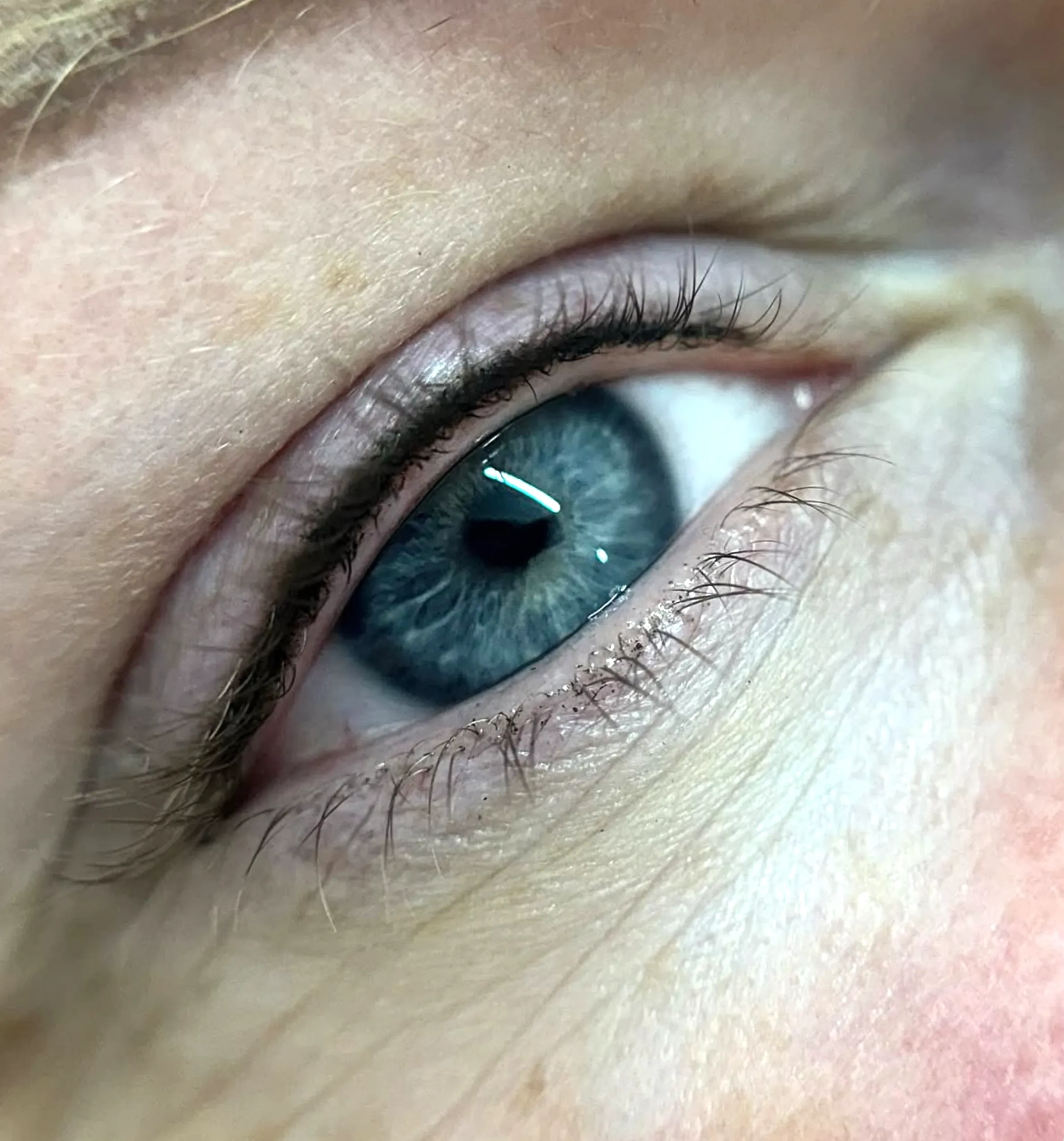 modern eyeliner tattoo styles